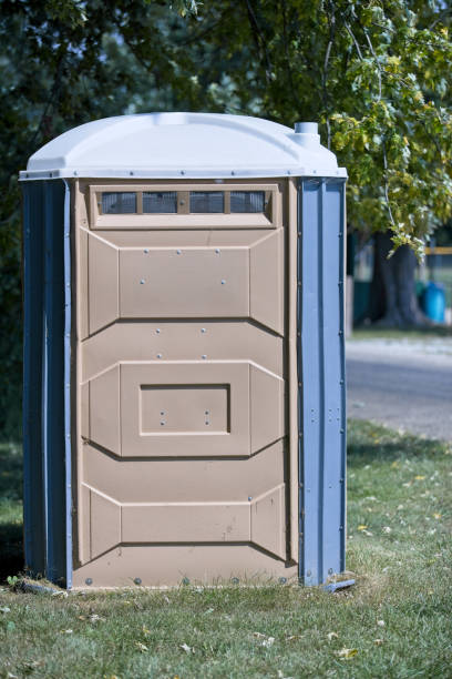 Best Portable restroom trailer rental  in Bloomville, OH